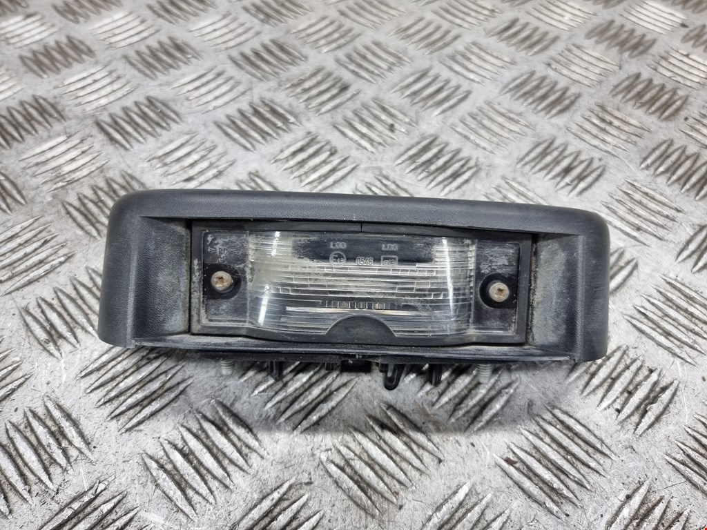 Фонарь подсветки номера RENAULT Trafic II 2001-2014