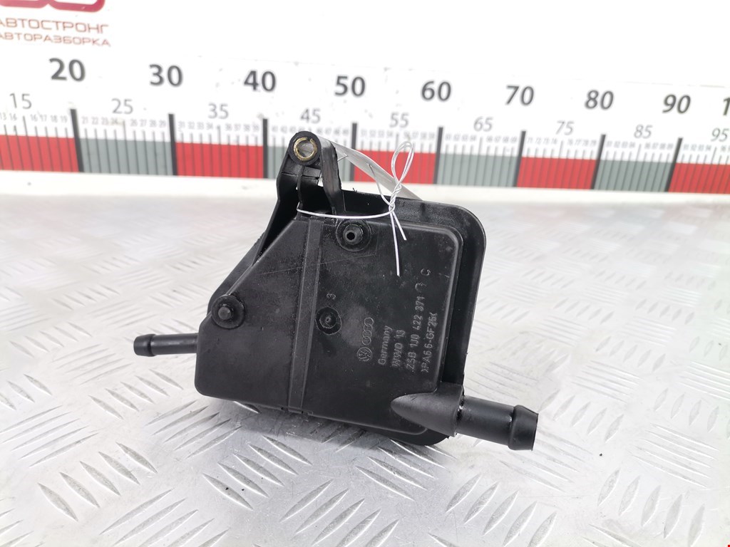 Бачок ГУР (гидроусилителя) VOLKSWAGEN Golf IV 1997-2003