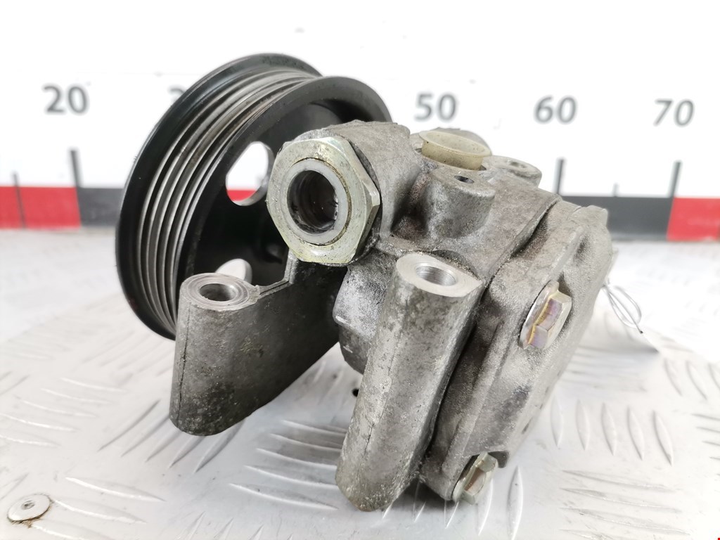 Насос гидроусилителя руля (ГУР) FORD Fiesta 2001-2008