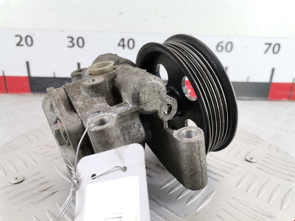 Насос гидроусилителя руля (ГУР) FORD Fiesta 2001-2008