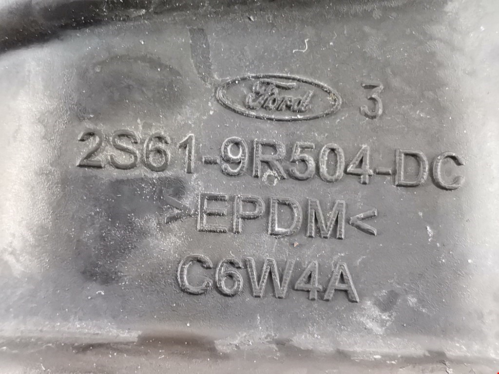 Патрубок воздушного фильтра FORD Fiesta 2001-2008