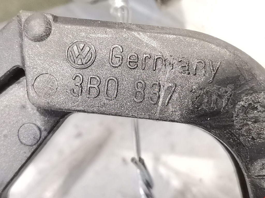 Ручка двери передней наружная правая VOLKSWAGEN Golf IV 1997-2003