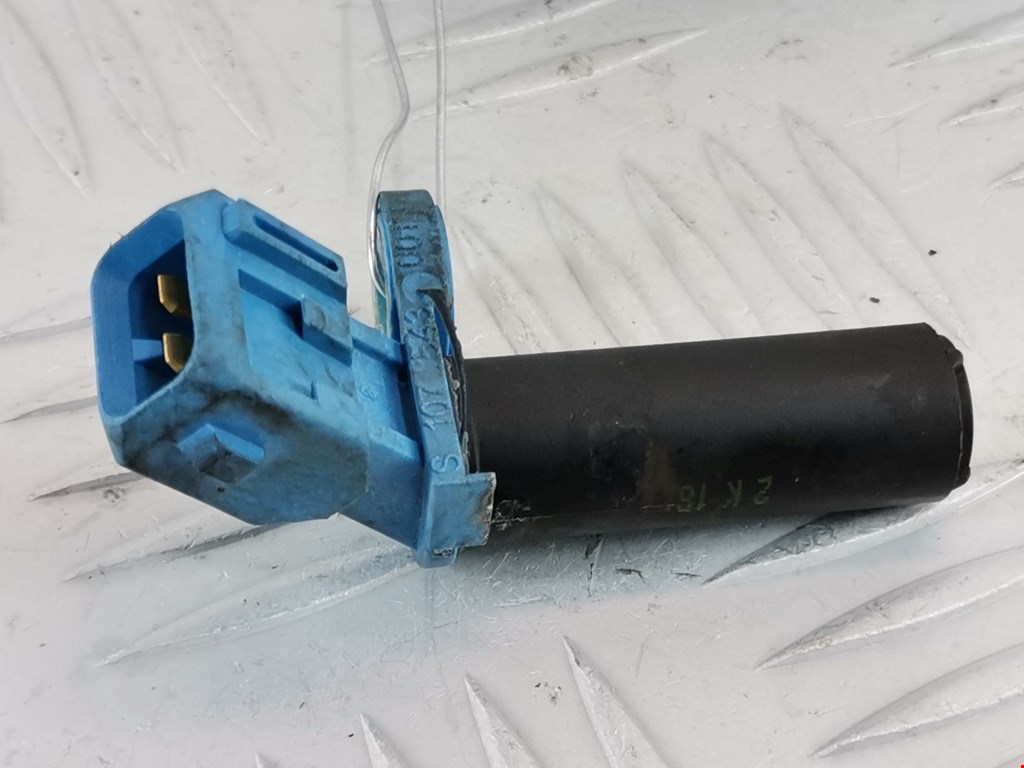 Датчик положения коленвала FORD Fiesta 2001-2008