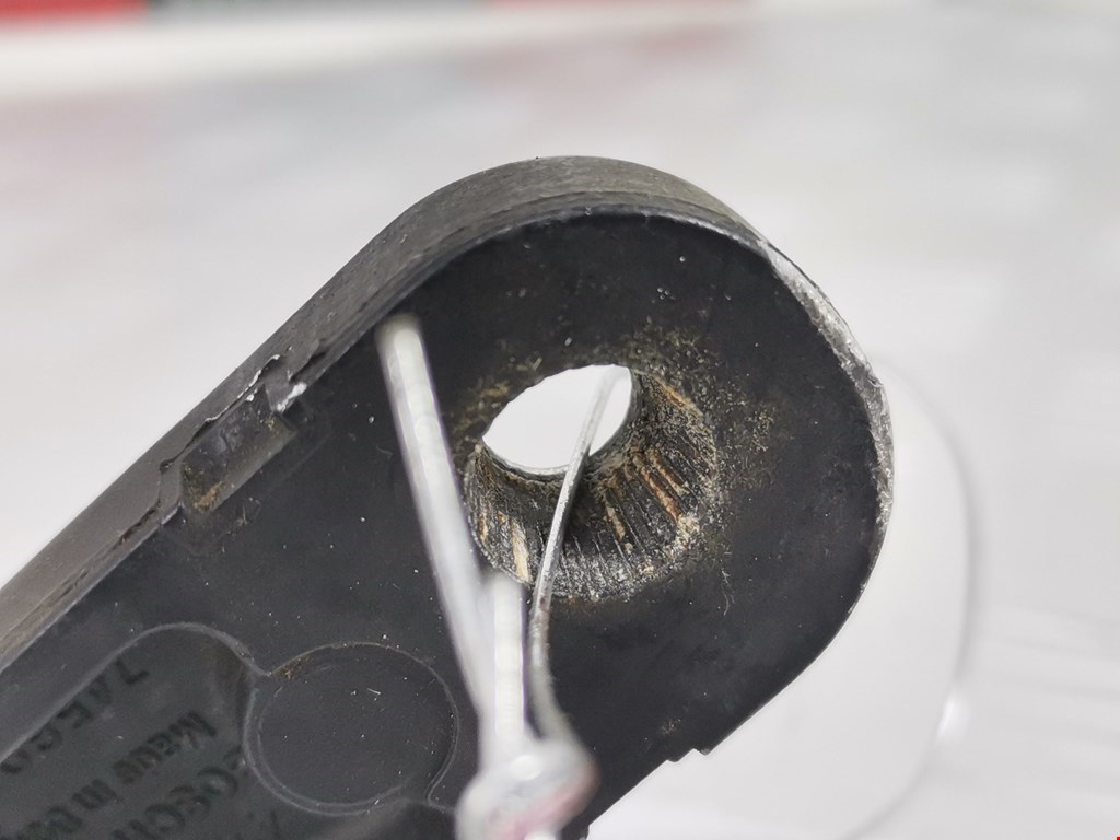 Поводок дворников передний левый/ правый JAGUAR X-Type 2001-2009