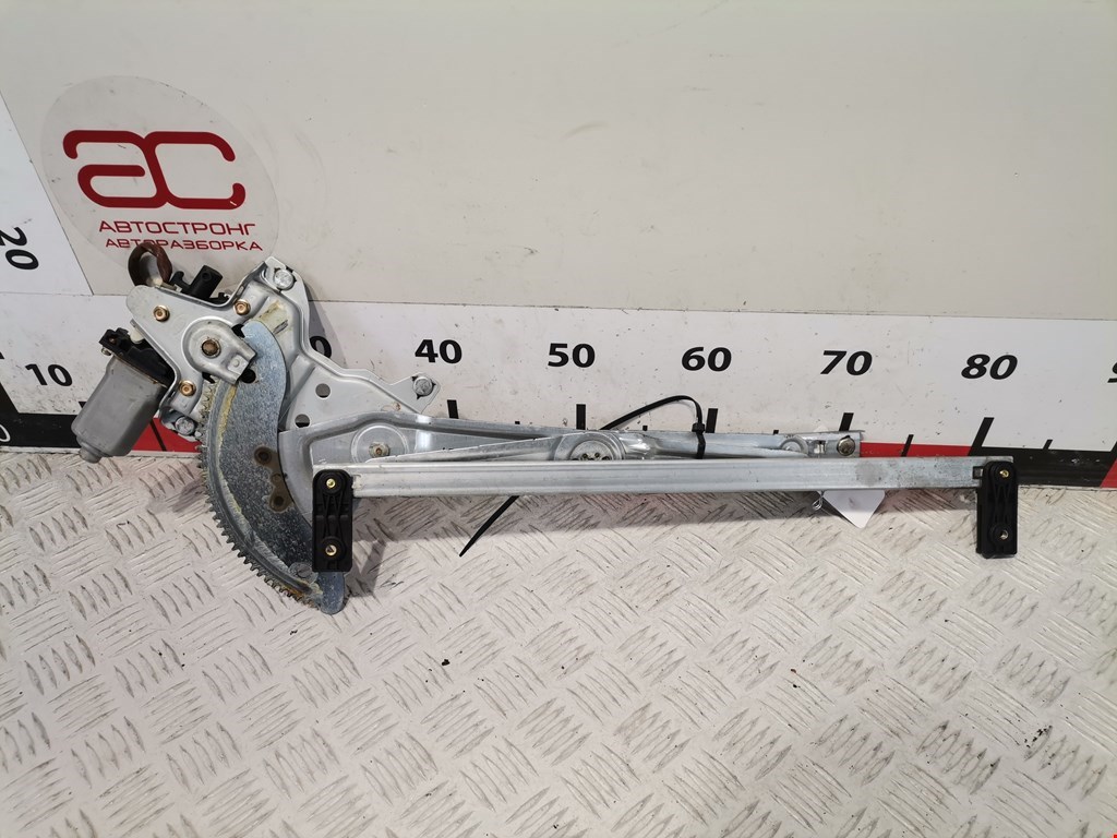 Стеклоподъемник передний правый KIA Carens 1999-2002