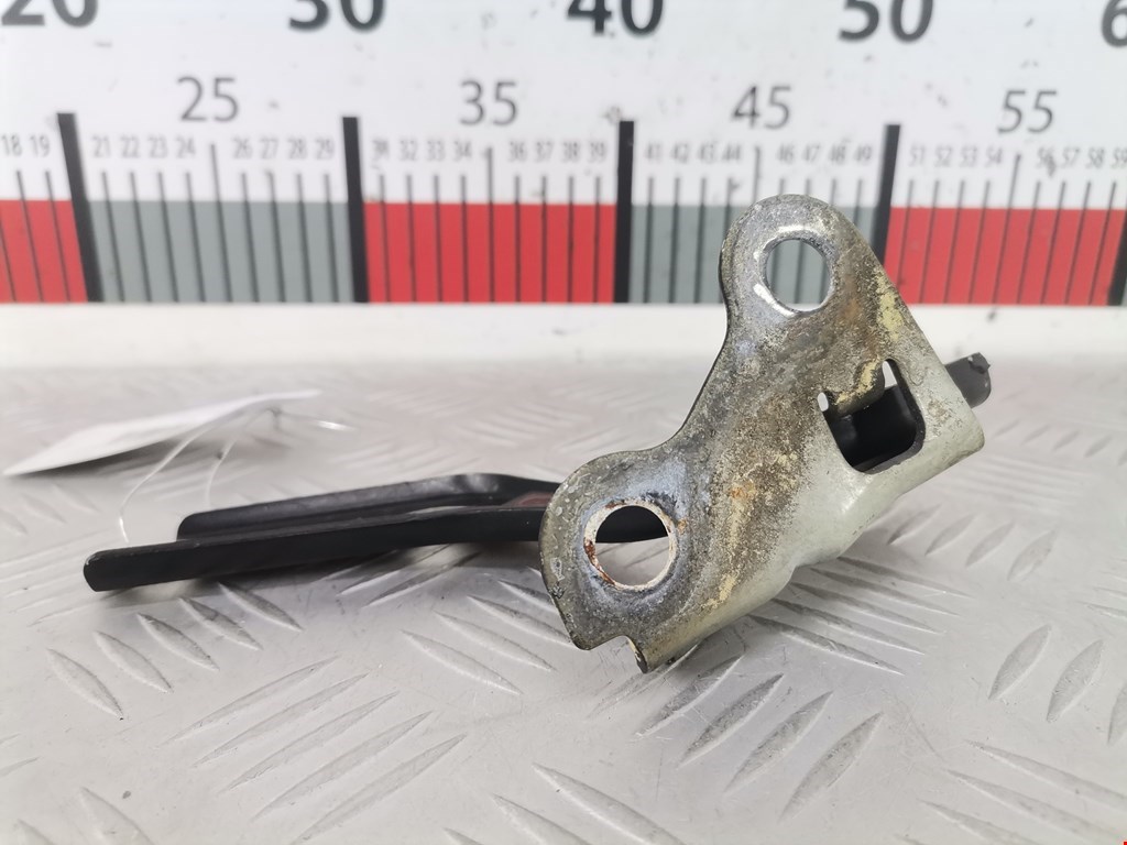 Петля капота левая/правая VOLKSWAGEN Fox 2005-2011