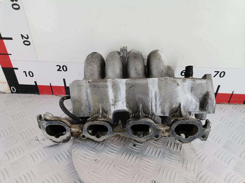 Коллектор впускной VOLVO V40 I 1995-2004