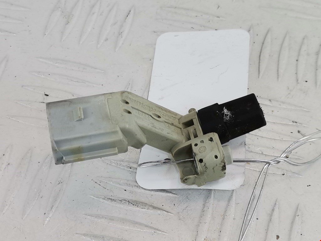 Датчик положения коленвала SEAT Ibiza 2008-2017