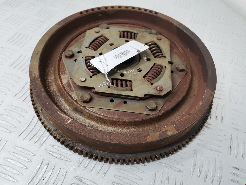 Маховик (демпфер сцепления) FORD Fiesta 1995-2001