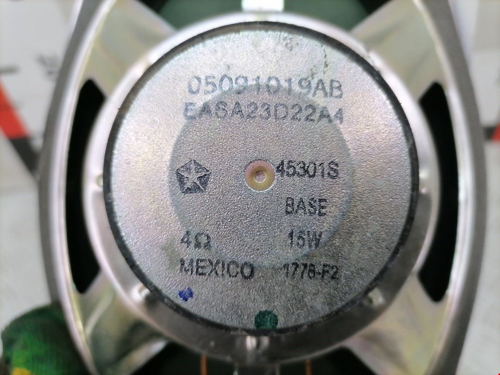 Динамик DODGE Journey 2008-2020