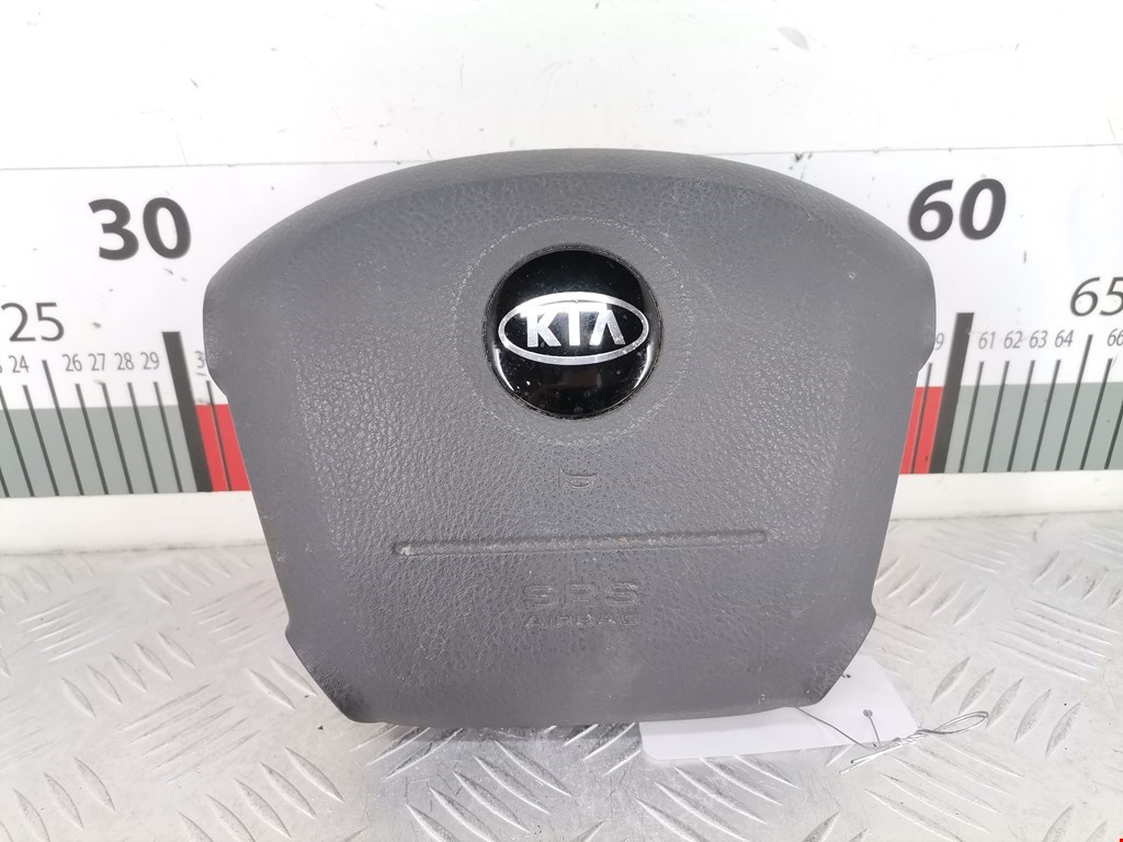 Подушка безопасности в рулевое колесо Kia Carens 1 (RS) (1999-2006)