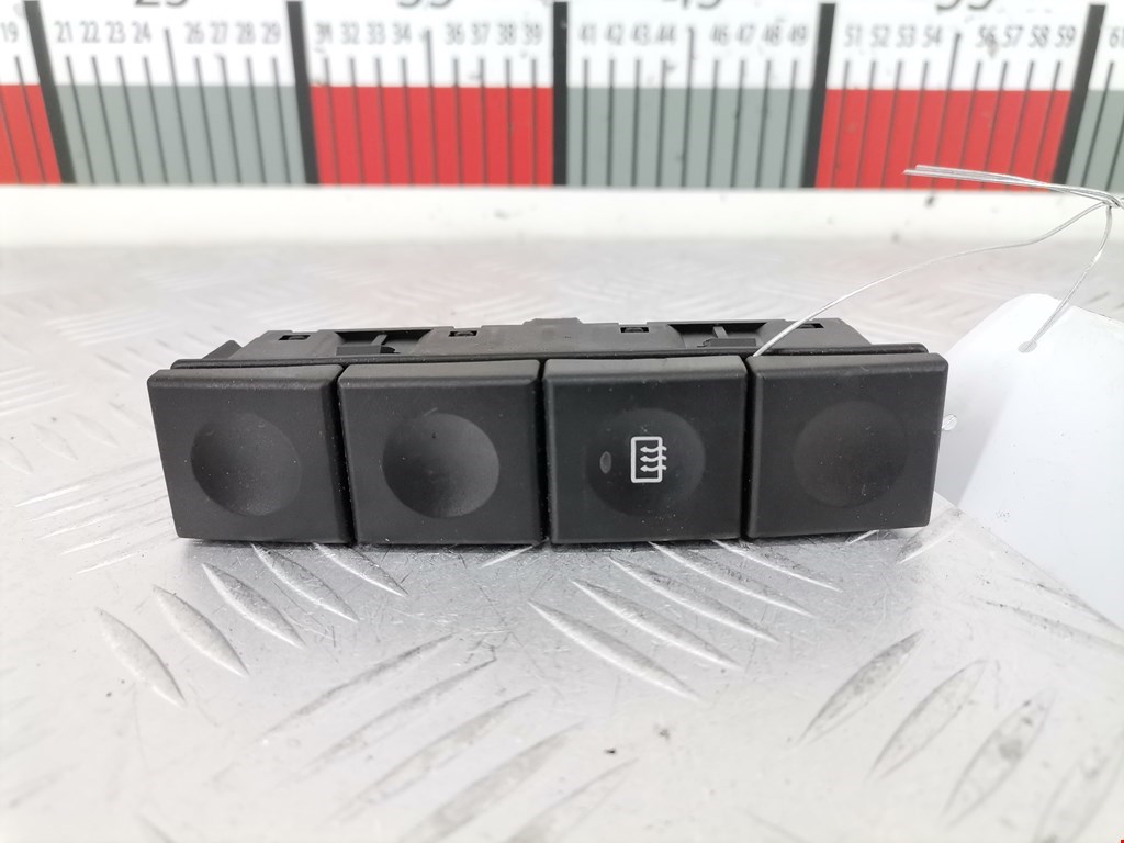 Кнопка подогрева (обогрева) заднего стекла Ford Fiesta 5 (2002-2008)