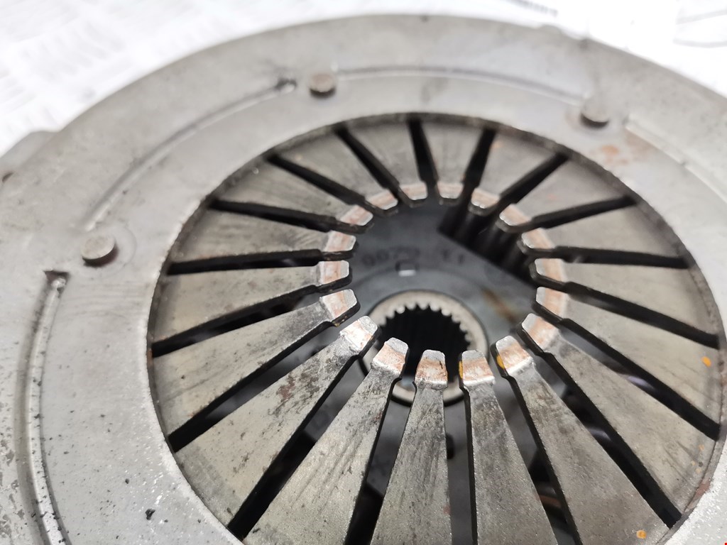 Маховик (демпфер сцепления) VOLKSWAGEN Lupo 1999-2005