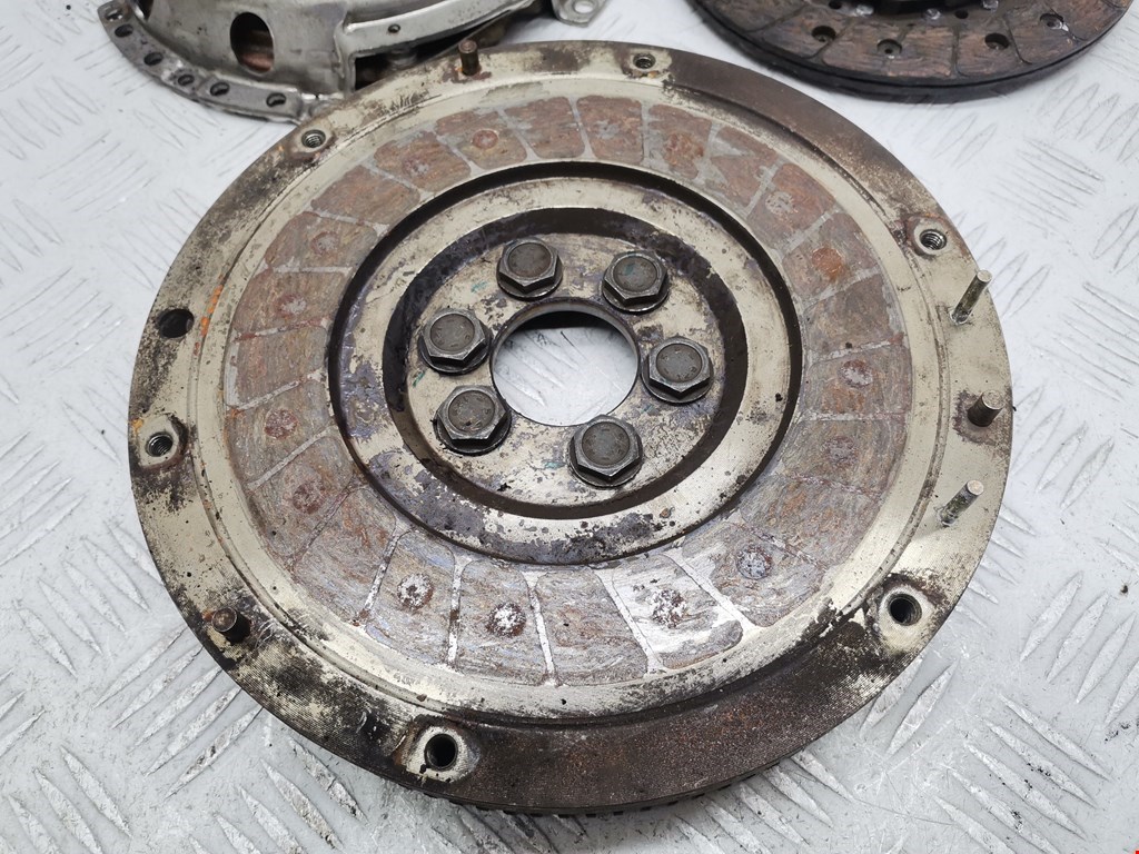 Маховик (демпфер сцепления) VOLKSWAGEN Lupo 1999-2005