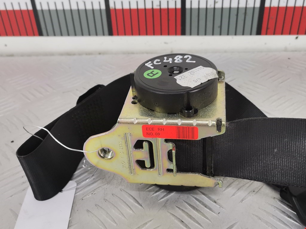 Ремень безопасности передний правый MINI Hatch R50/R53 3-door 2001-2006