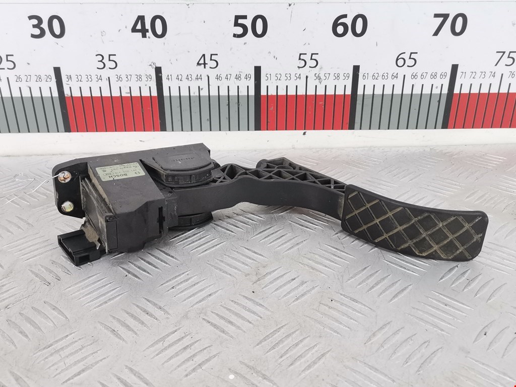 Педаль газа VOLKSWAGEN Polo IV 2001-2009