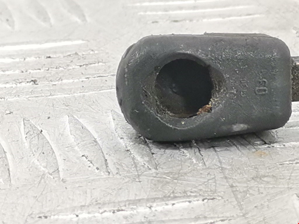 Амортизатор капота левый=правый OPEL Signum 2003-2008