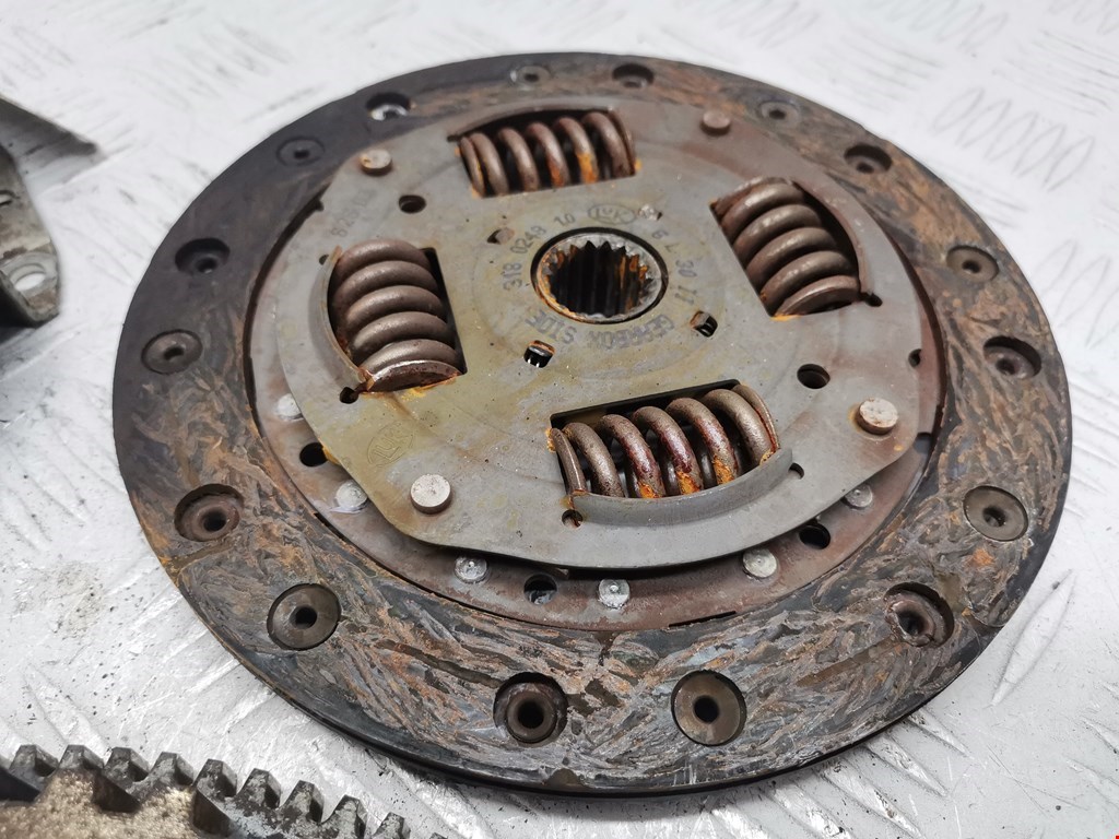 Маховик (демпфер сцепления) PEUGEOT 207 2006-2015