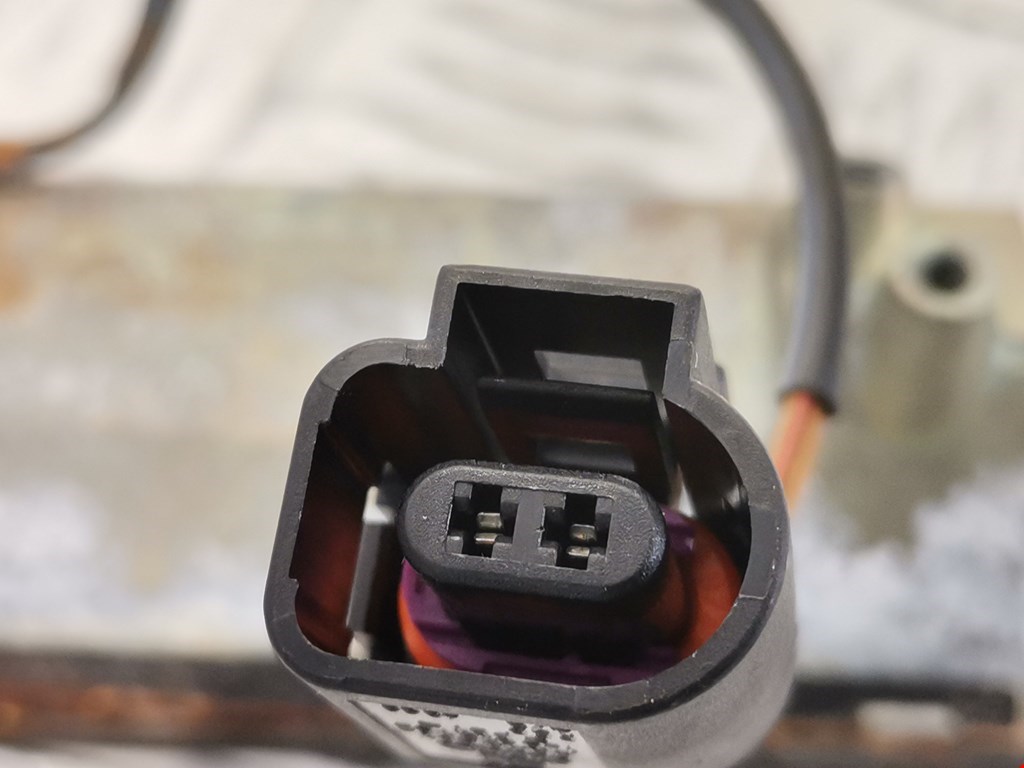 Ручка двери багажника наружная VOLKSWAGEN Golf IV 1997-2003