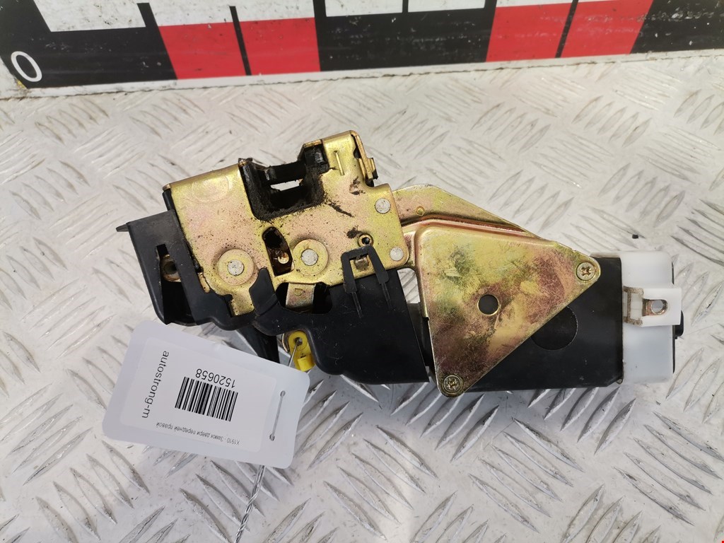 Замок двери передней правой MITSUBISHI Space Star 1999-2006