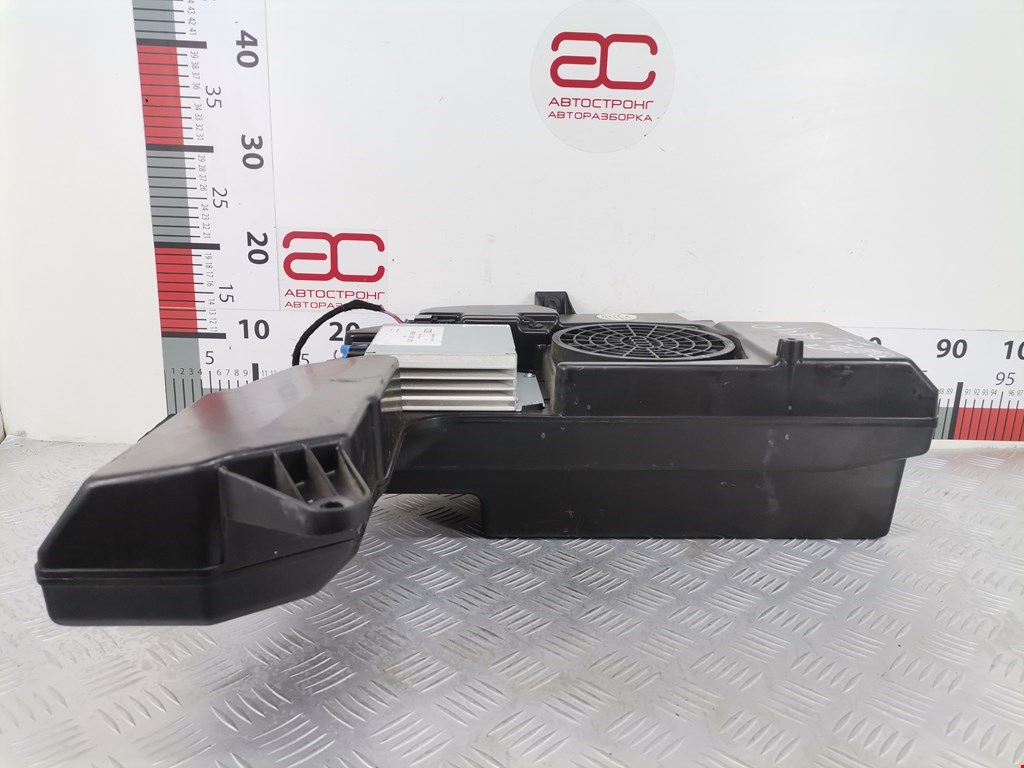 Сабвуфер AUDI A4 B6 2001-2005