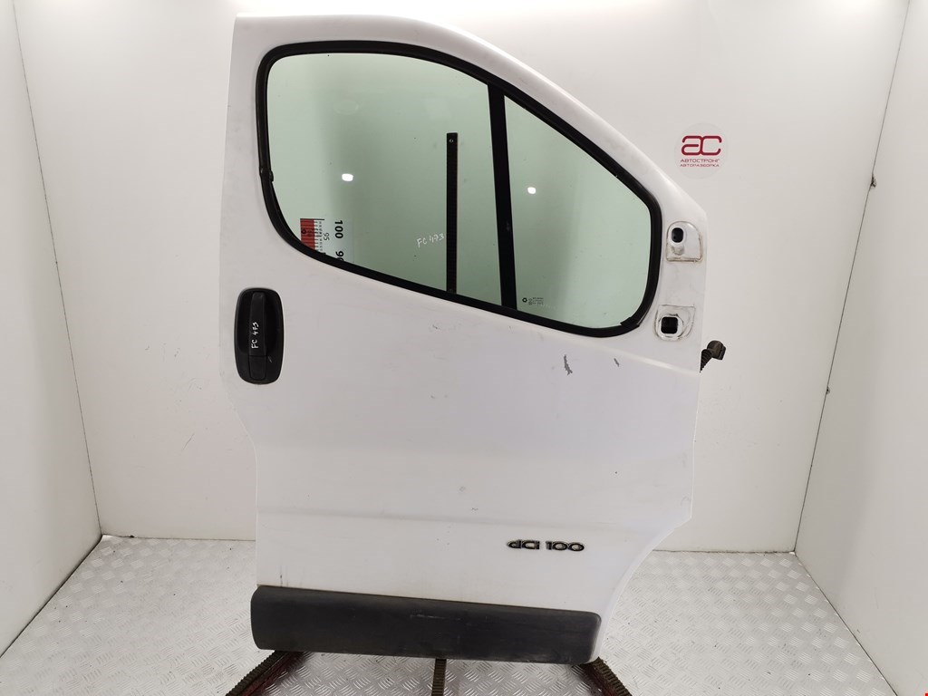 Обшивка (карта) двери передней правой Renault Trafic 2 (2001-2014)