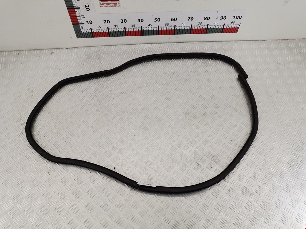 Уплотнитель двери FORD Focus I 1998-2005