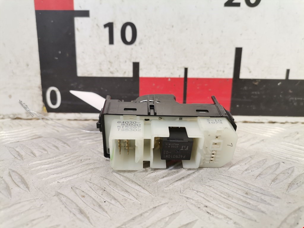 Кнопка стеклоподъемника LEXUS IS 2005-2013