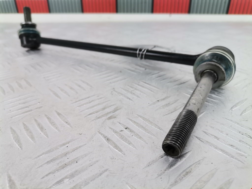 Стойка переднего стабилизатора BMW X6 E71 2007-2014