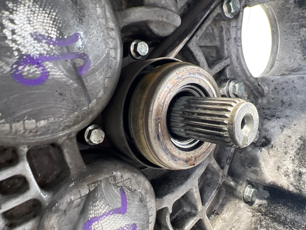 МКПП (Механическая коробка переключения передач) VOLKSWAGEN Golf V 2003-2009