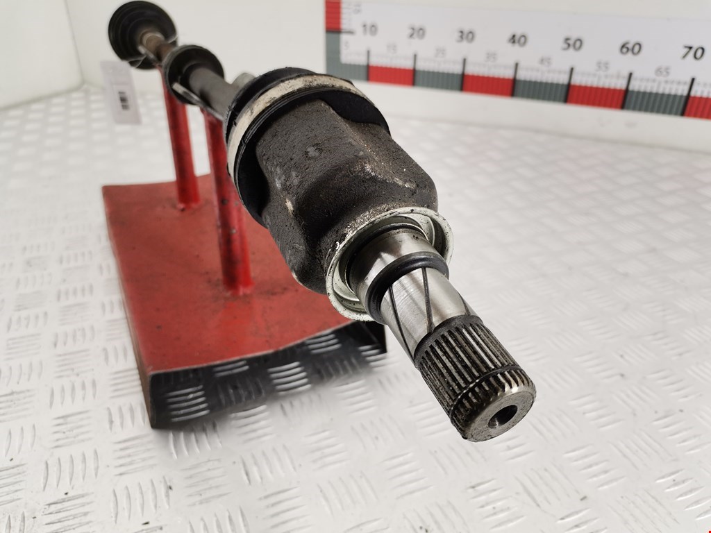 Полуось (привод, приводной вал) передняя правая MITSUBISHI Colt Z3 2003-2012