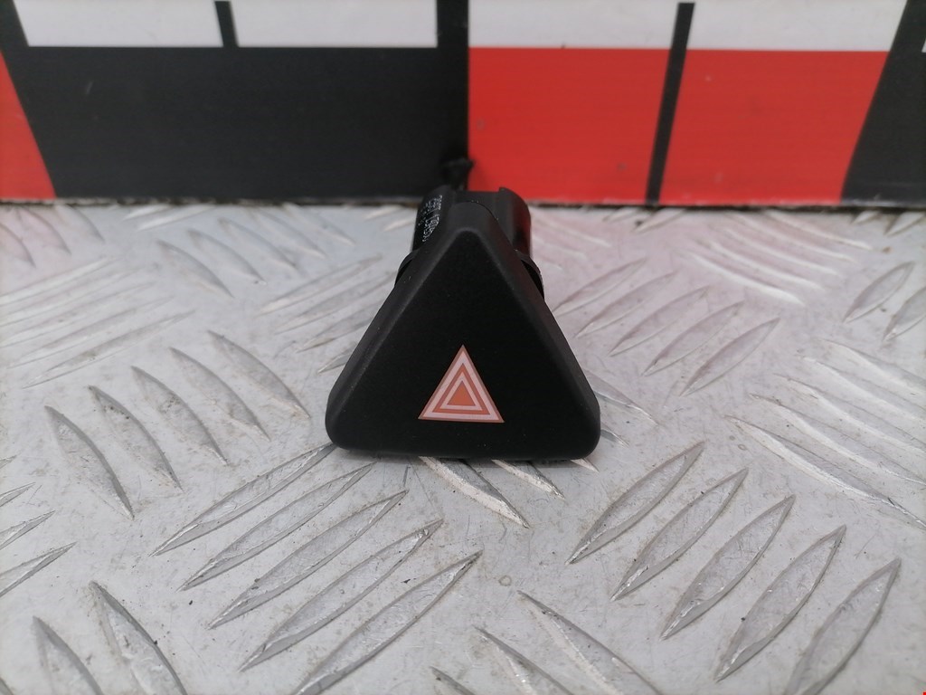 Кнопка аварийной сигнализации (аварийки) FORD Fiesta 2001-2008