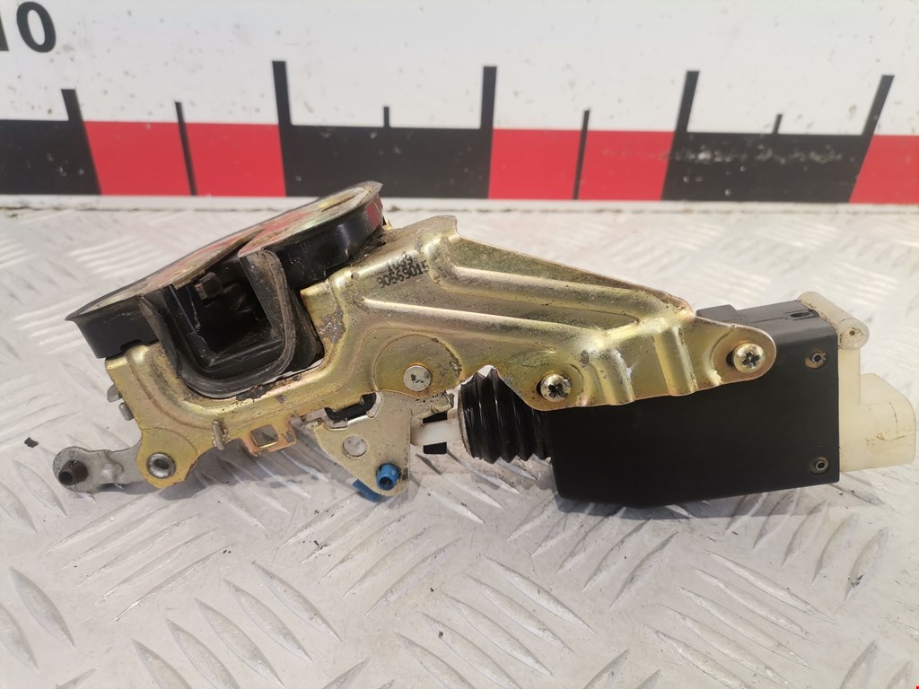 Замок двери передней правой OPEL Omega B 1994-2004