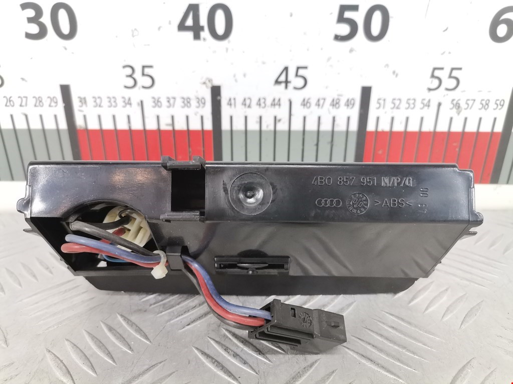 Пепельница передняя AUDI A6 C5 1997-2004