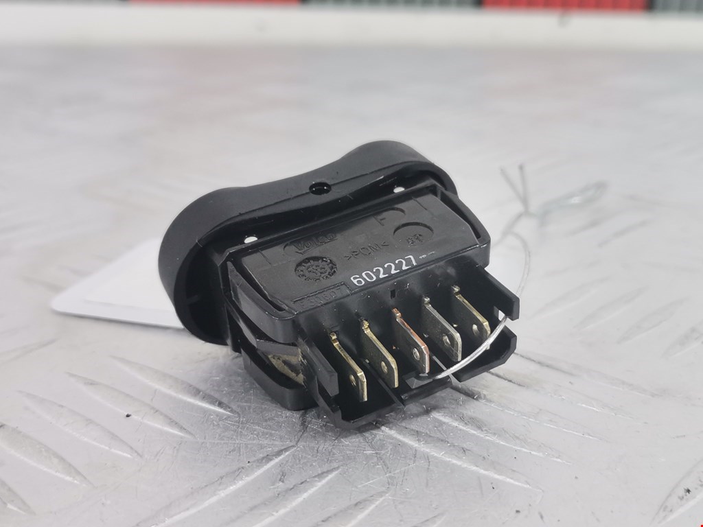 Кнопка стеклоподъемника DACIA Sandero 2008-2012