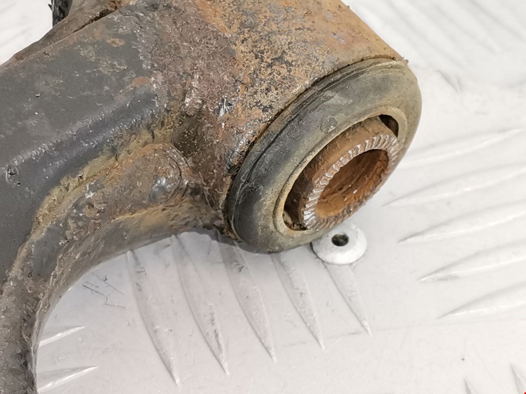 Рычаг передний правый TOYOTA RAV 4 XA20 2000-2005