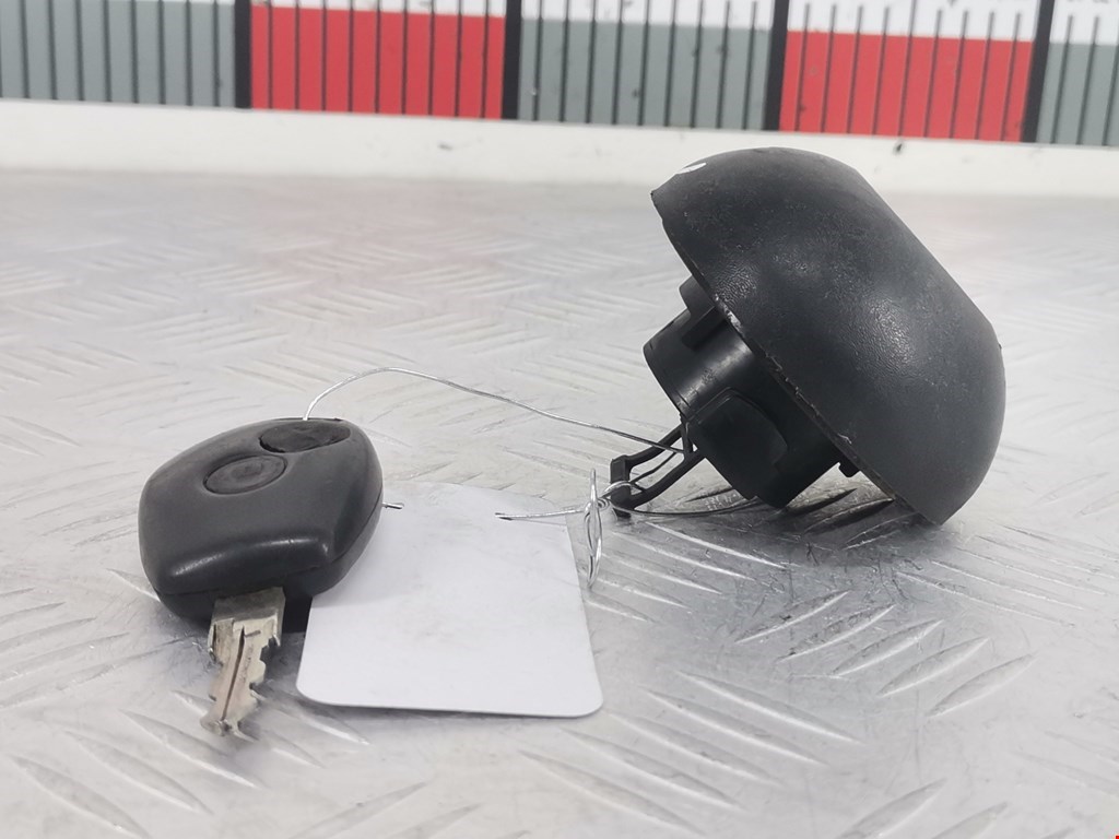 Крышка топливного бака DACIA Sandero 2008-2012