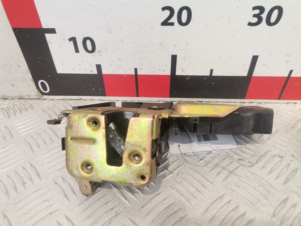 Замок двери задней левой MITSUBISHI Space Star 1999-2006