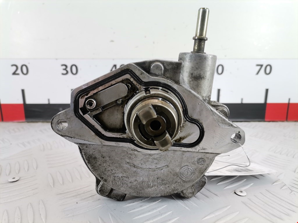 Насос вакуумный Mercedes A-Class (W169) (2004-2012)