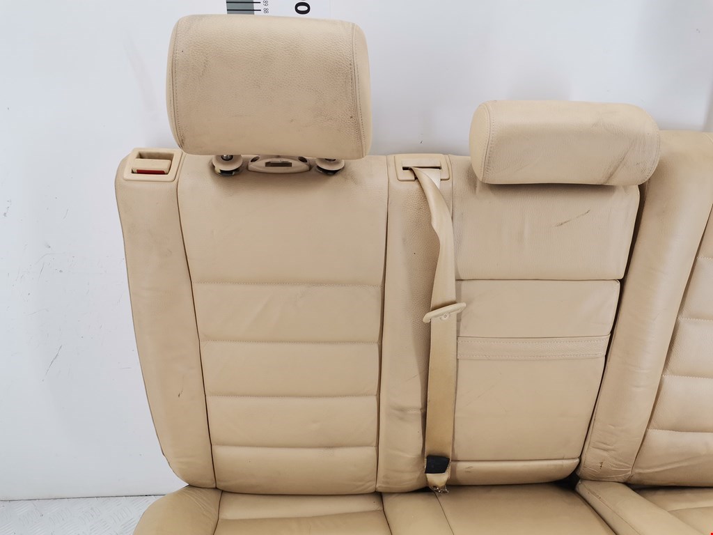 Комплект (К-кт) сидений VOLKSWAGEN Touareg 2002-2010