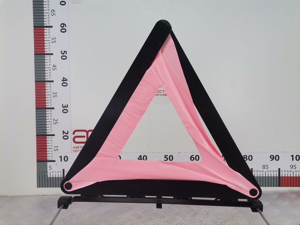 Знак аварийной остановки VOLKSWAGEN Passat B5 1997-2005