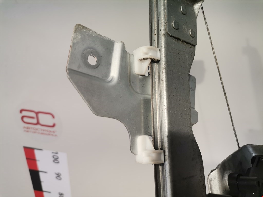 Стеклоподъемник передний правый DACIA Sandero 2008-2012