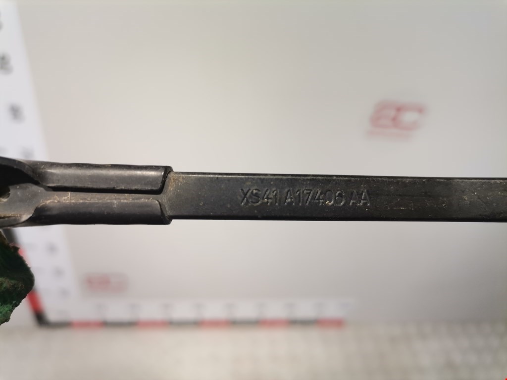 Поводок дворника задний (заднего) FORD Focus I 1998-2005