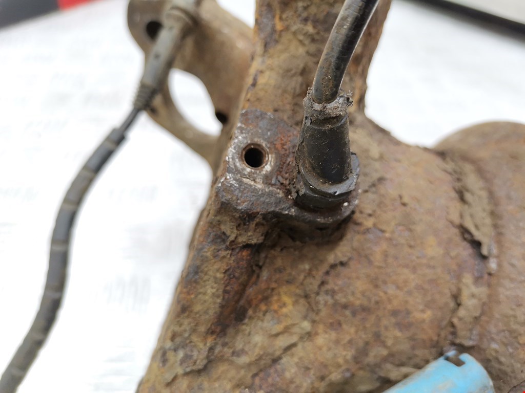 Ступица передняя правая BMW X5 E53 1999-2006