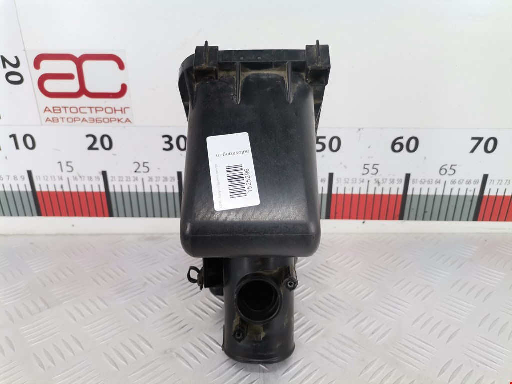 Корпус воздушного фильтра TOYOTA Yaris 1999-2005