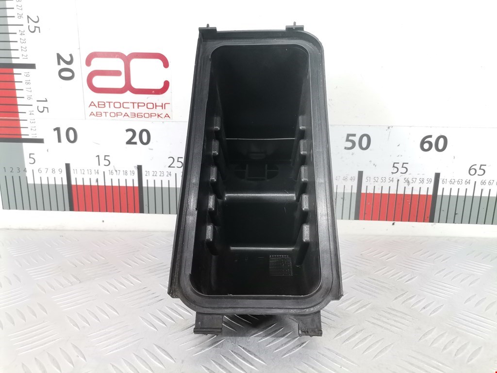 Корпус воздушного фильтра TOYOTA Yaris 1999-2005