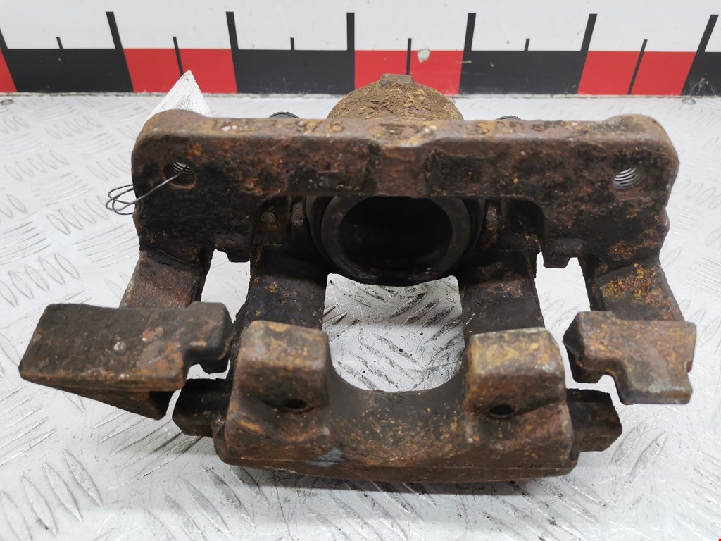 Суппорт передний правый PEUGEOT 508 2011-2018