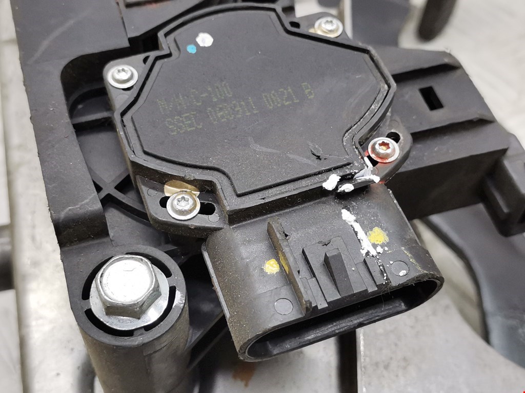 Педаль тормоза OPEL Antara 2006-2015