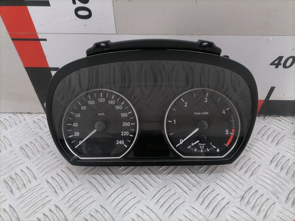 Панель приборов (щиток) BMW 1er E81\E87 2004-2011