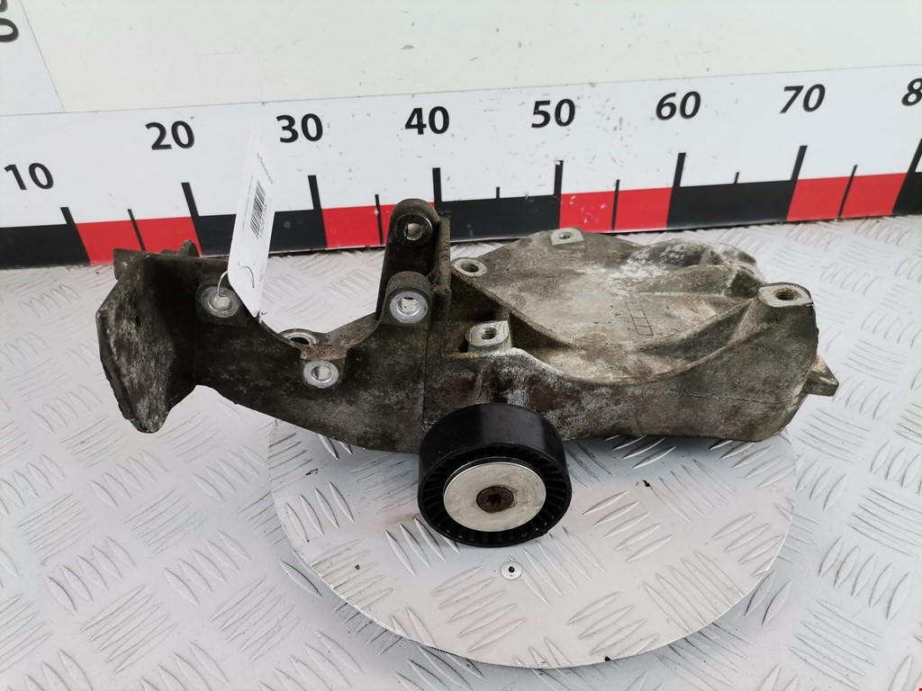 Кронштейн генератора SAAB 9-5 1997-2010